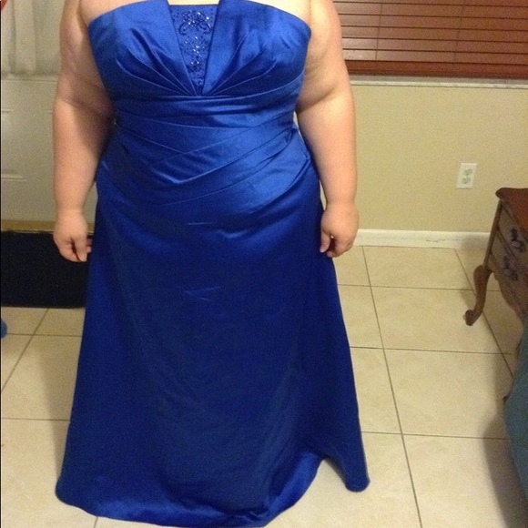 David's Bridal Dresses & Skirts - David's Bridal Bridesmaid Dress